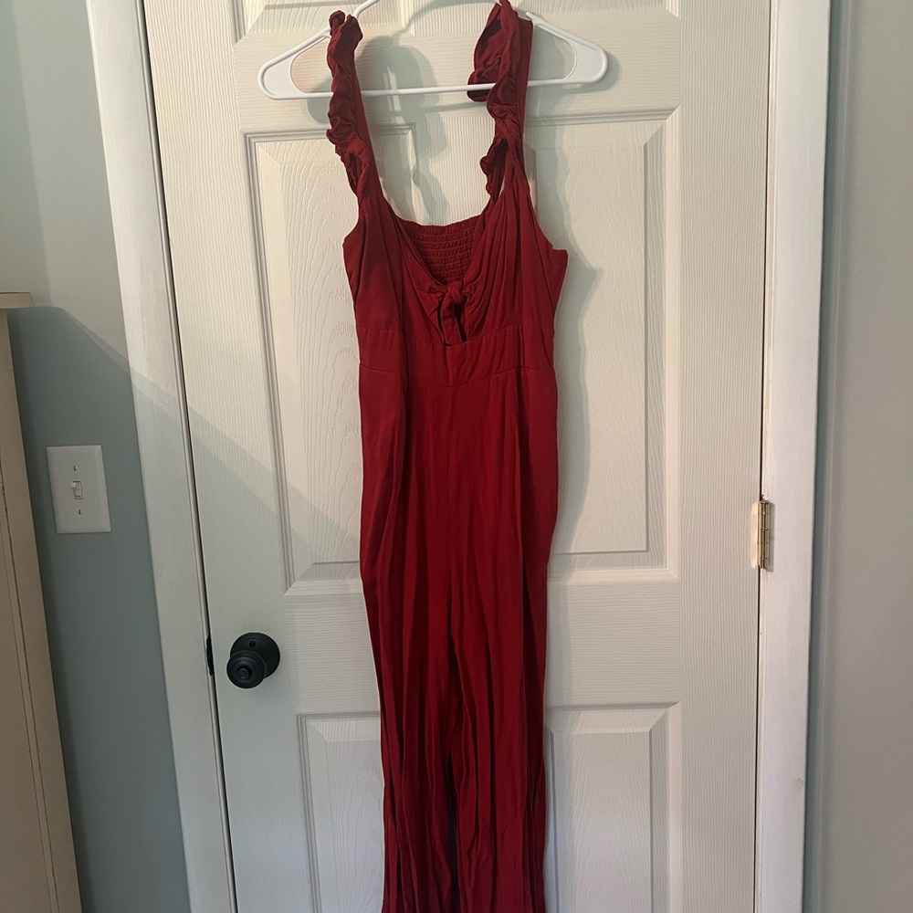 Elegant Red Sleeveless Jumpsuit